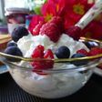 Crema de yogur con frutas del bosque
