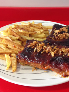 Foto principal de Costillas en salsa barbacoa estilo Foster's Hollywood