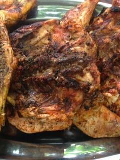 Una foto de Pollo canario