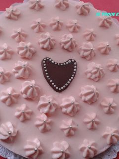 Una foto de TARTA DE PETIT SUISSE CON COBERTURA DE MASCARPONE