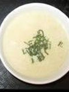 Una foto de Crema purificante light de alcachofas (microondas) 