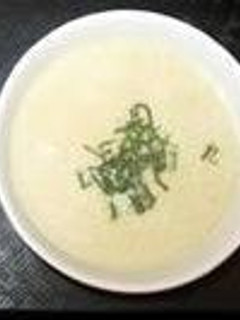 Una foto de Crema purificante light de alcachofas (microondas)