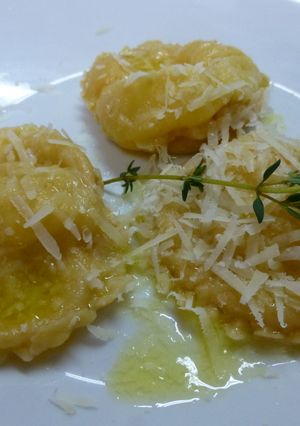 Una foto de Tortellini de patata al brandi