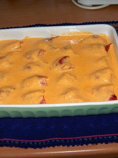 Una foto de Pimientos del piquillo rellenos de marisco