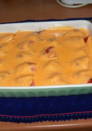 Una foto de Pimientos del piquillo rellenos de marisco