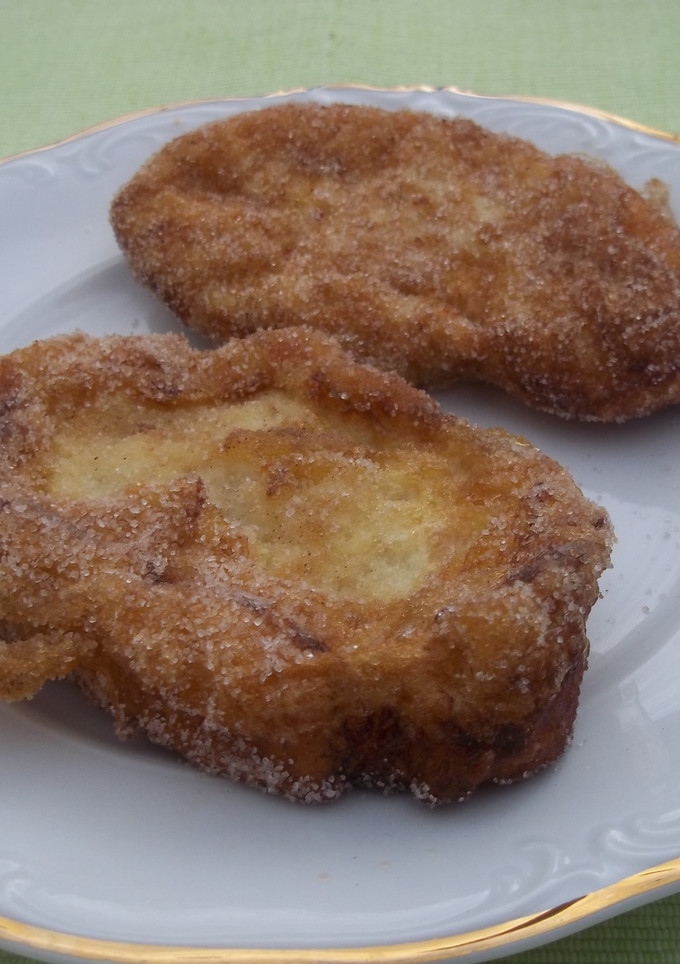 Una foto de Les rosquetes (las torrijas)