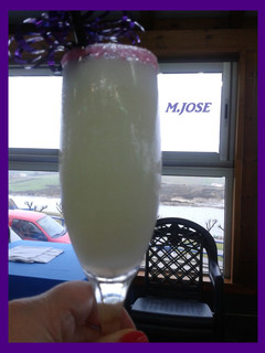 Una foto de Sorbete de limón al cava con helado