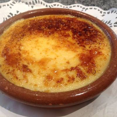 Crema catalana quemada casera Receta de elfornerdealella- Cookpad