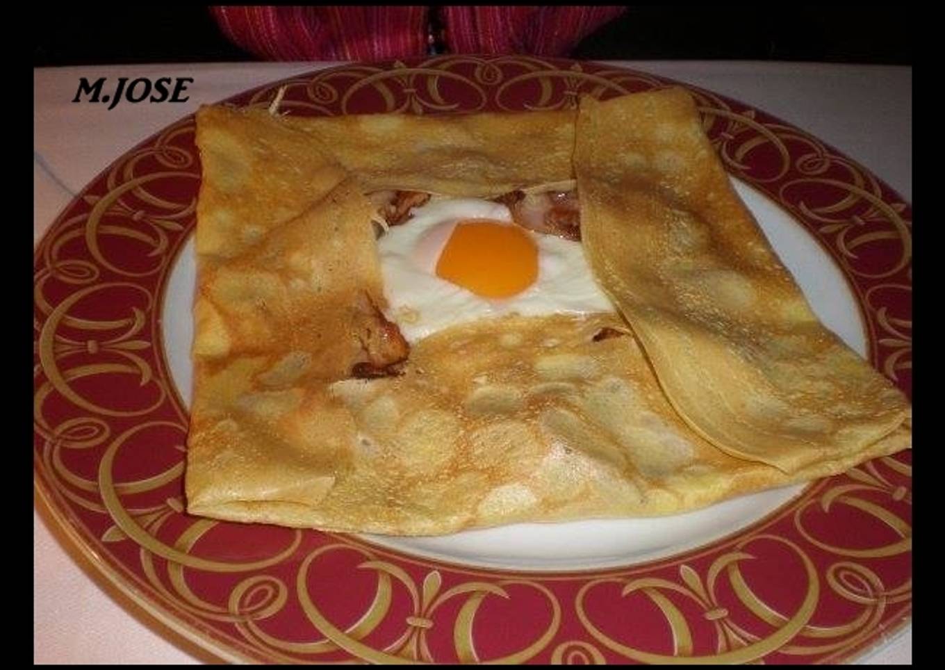 Creps de bacon y huevo