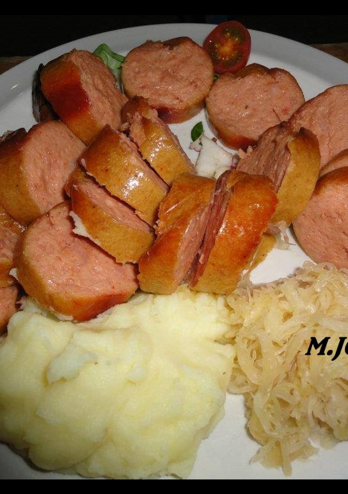 Una foto de Salchichas alemanas con Chucrut