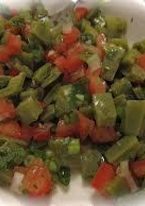 Una foto de Nopalitos a la Mexicana