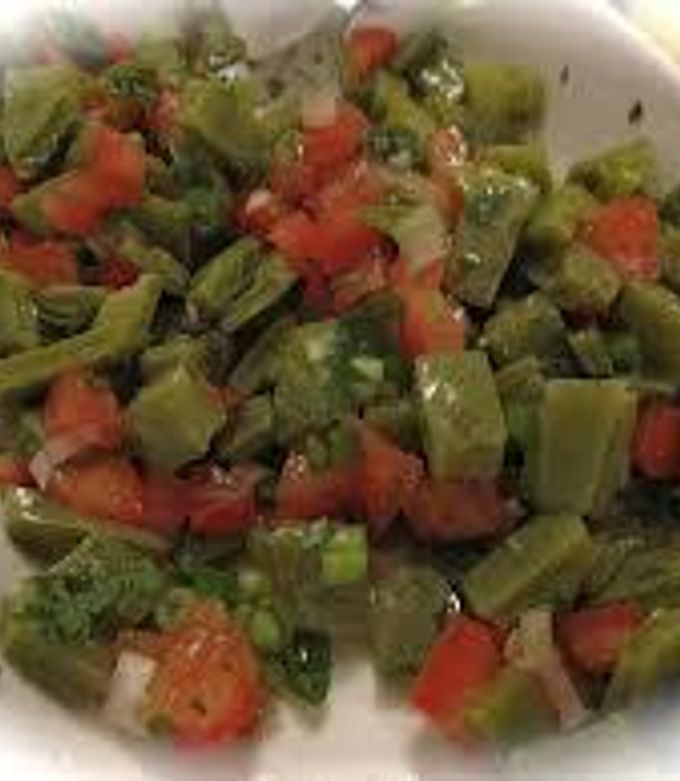 Una foto de Nopalitos a la Mexicana