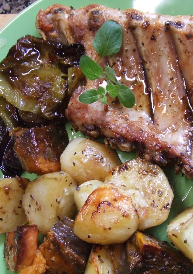 Una foto de Costillas de cerdo al estilo criollo