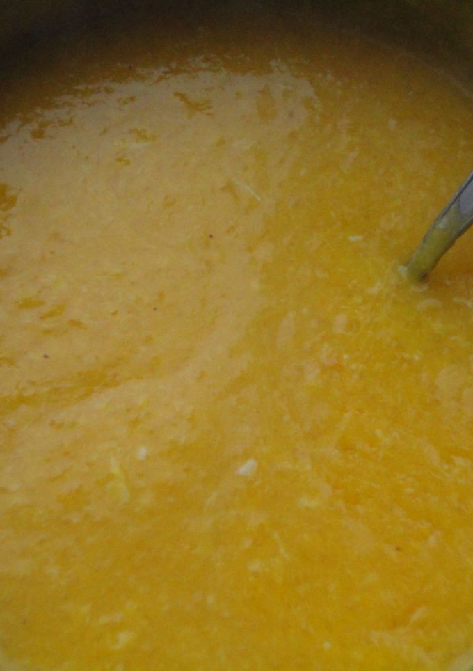 Una foto de Crema de mandarina para rellenos