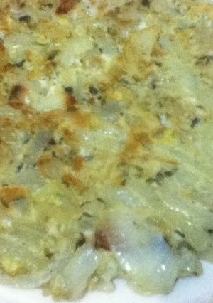 Una foto de Tortilla de cebolla fácil