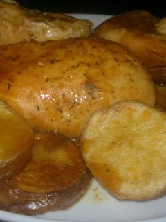 Una foto de Pollo a la provenzal al horno con papas