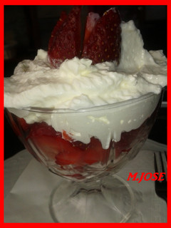 Una foto de Fresas con nata