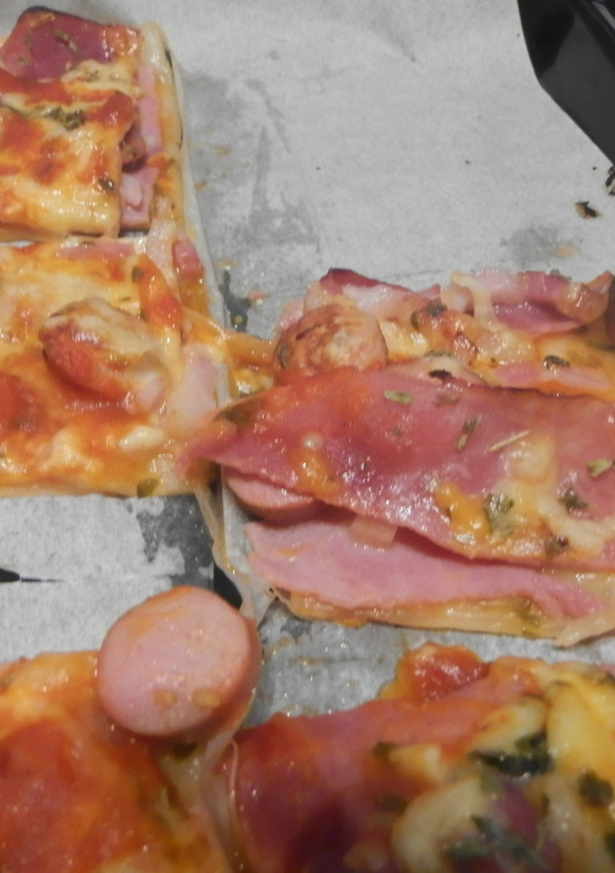 Una foto de Pizza combinada