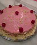 Pastel de café con crema de chocolate, almendras y glaseado real