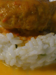 Una foto de Pollo al curry rojo