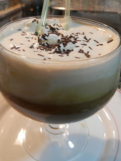 Una foto de Café irlandés o Irish coffee