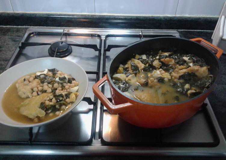 Potaje bacalao con garbanzos de cuaresma