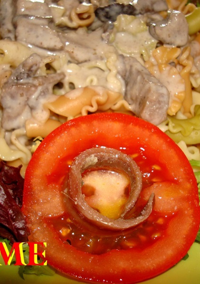 Una foto de Ensalada de Gigli con salsa de setas
