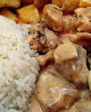 Pollo en salsa de hongos