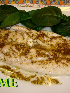 Una foto de Merluza con salsa pesto