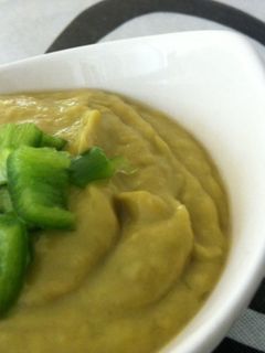 Una foto de Guacamole (para taquitos dorados)
