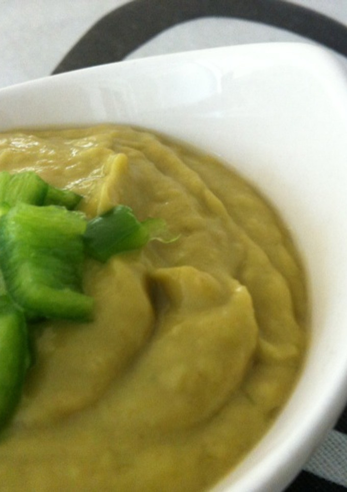 Una foto de Guacamole (para taquitos dorados)