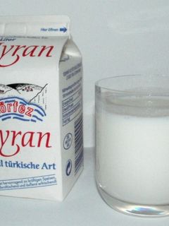 Una foto de Ayran