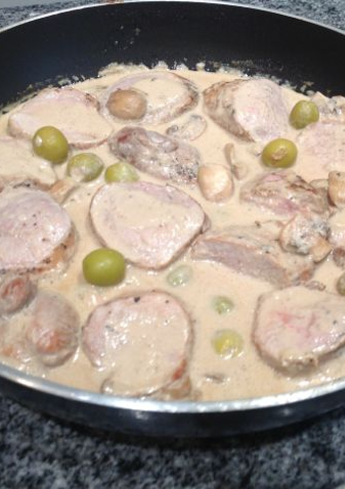 Una foto de Solomillo con salsa de anchoas