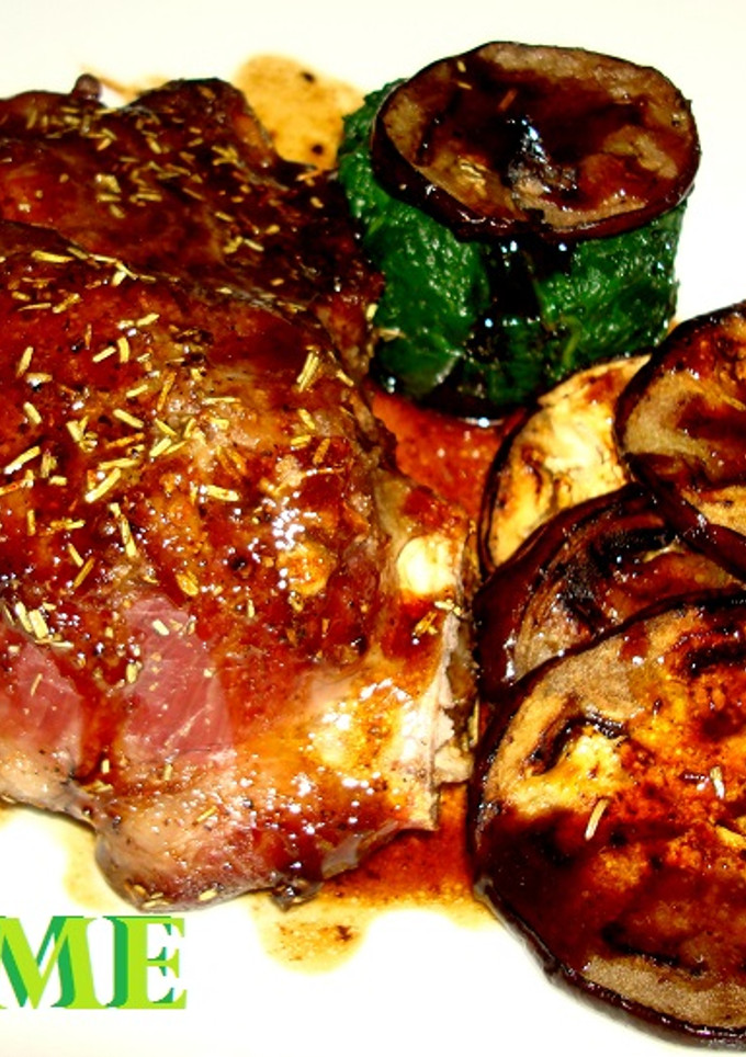 Una foto de Carrilleras de cerdo asadas con romero y miel