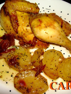 Una foto de Pollo picantón amarillo con jamón y aroma de lima