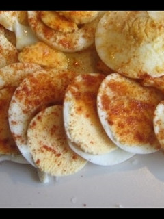 Una foto de Huevos cocidos a la gallega