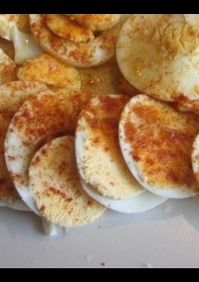 Una foto de Huevos cocidos a la gallega
