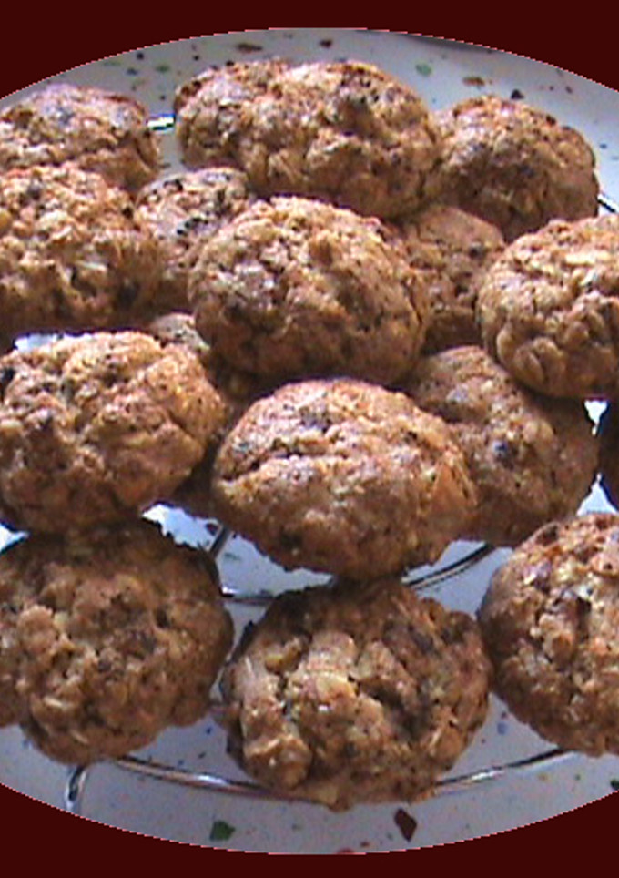 Una foto de Galletas integrales de avena y chocolate