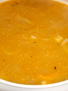 Una foto de Sopa de pescado y mariscos