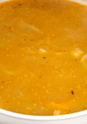 Una foto de Sopa de pescado y mariscos