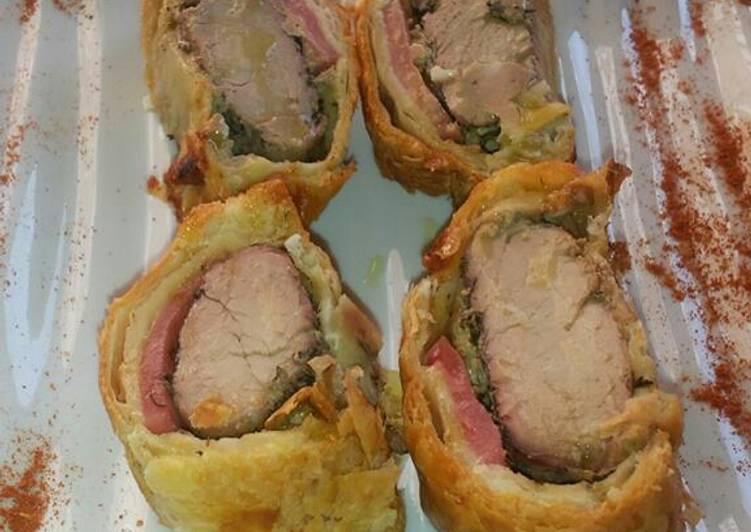 Solomillo hojaldrado especiado con foie de oca