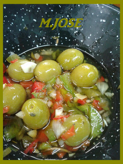 Una foto de Aceitunas en vinagreta