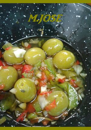 Una foto de Aceitunas en vinagreta