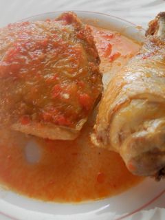 Una foto de Pollo en salsa de pimientos