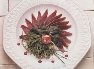 Una foto de Ensalada de jamón de pato