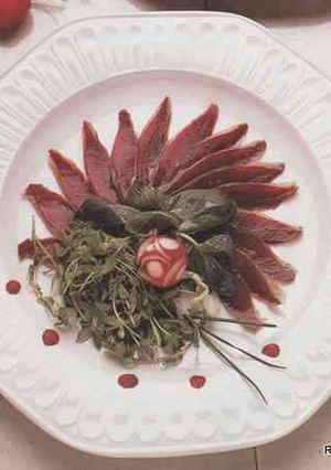 Una foto de Ensalada de jamón de pato