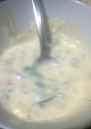 Una foto de Salsa blanca de cebollita de verdeo