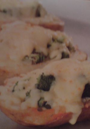 Una foto de Papas rellenas de brócoli 