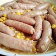 Salchichas al vino con maíz