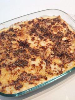 Una foto de Lasaña con atún, setas y verduras